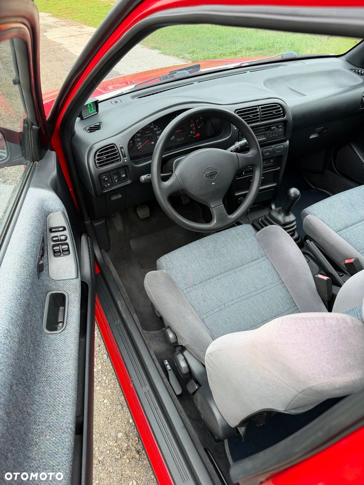 Nissan Sunny - 9
