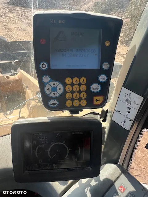 Liebherr L580 - 11