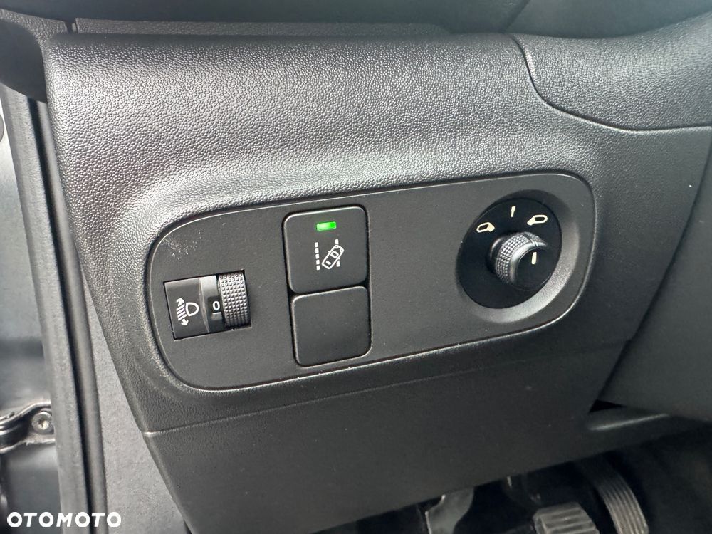Citroën C3 BlueHDi 100 S&S SHINE - 14