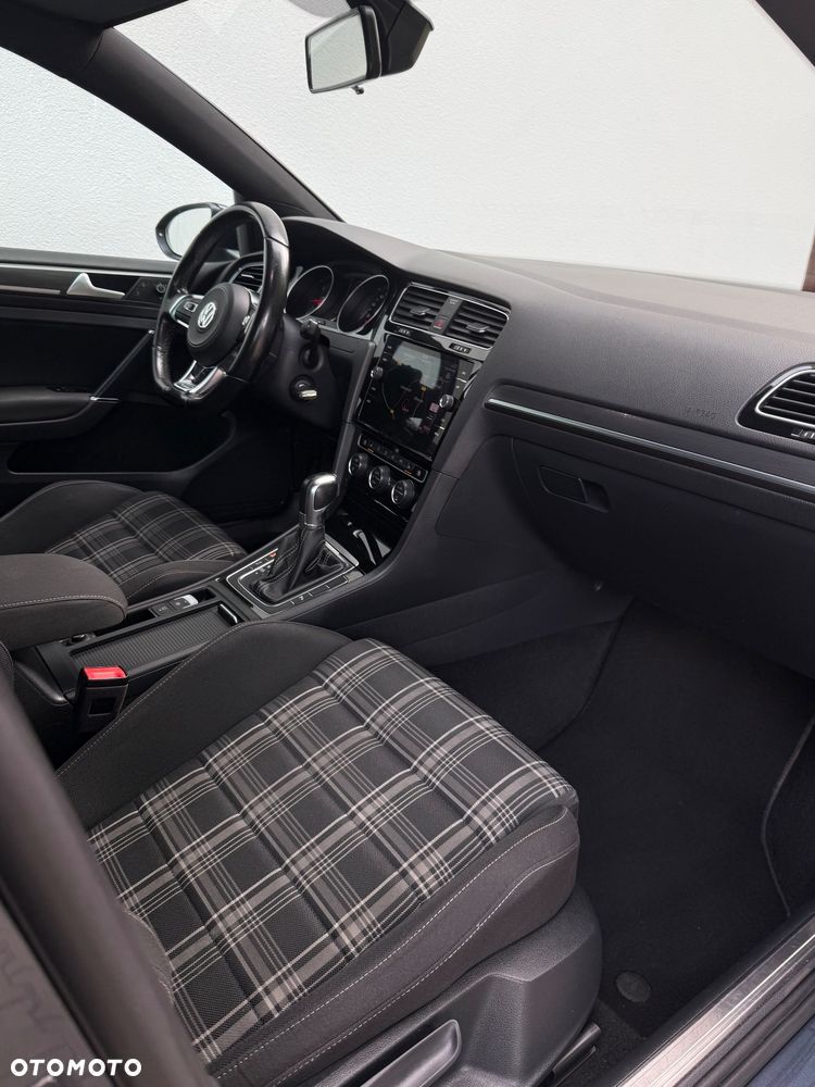 Volkswagen Golf GTD (BlueMotion Technology) DSG - 16