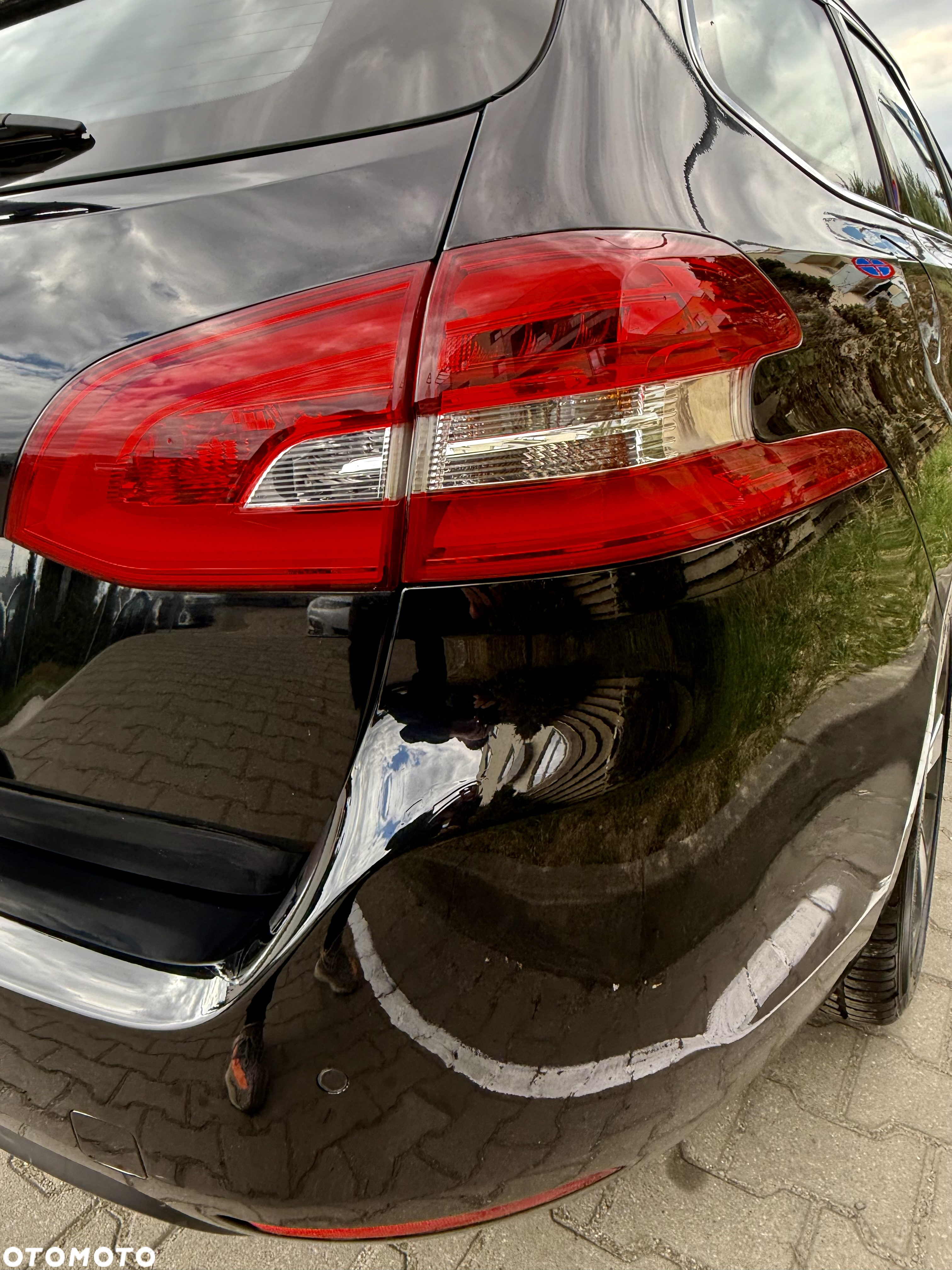 Peugeot 308 SW 1.2 PureTech Allure S&S - 15