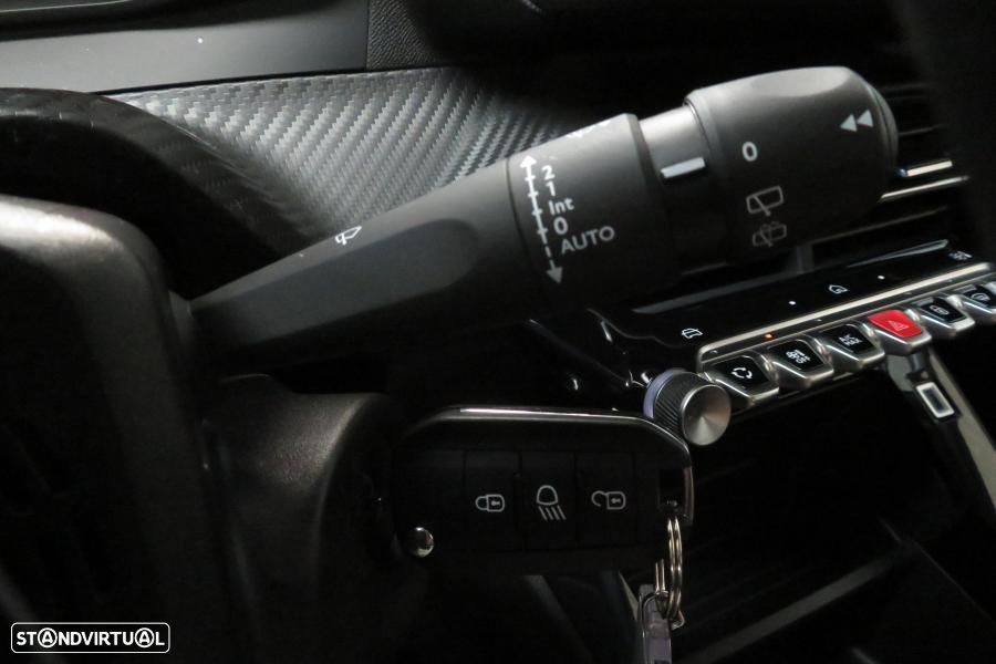 Peugeot e-208 50 kWh SE Style - 16