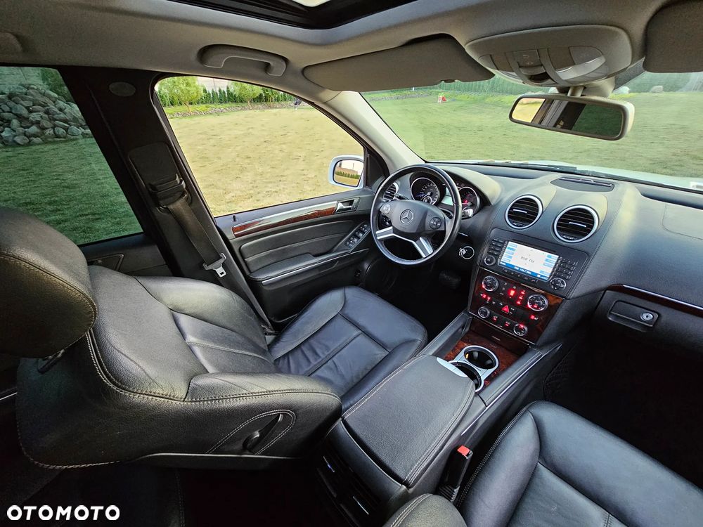 Mercedes-Benz GL 320 CDI - 14