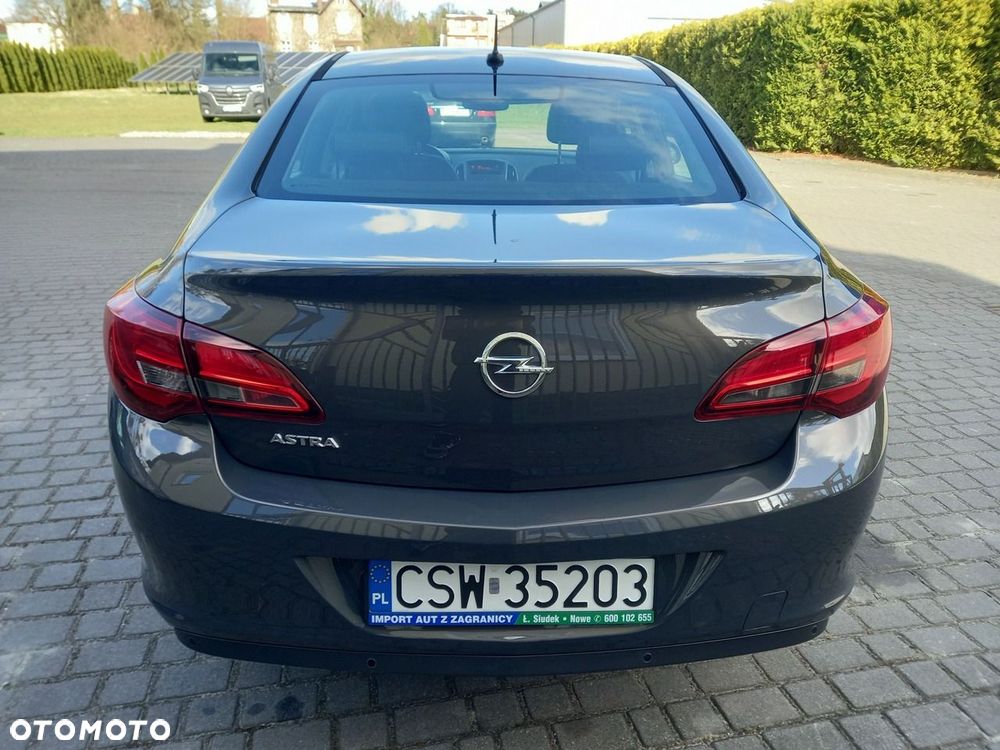 Opel Astra 1.4 Innovation - 17