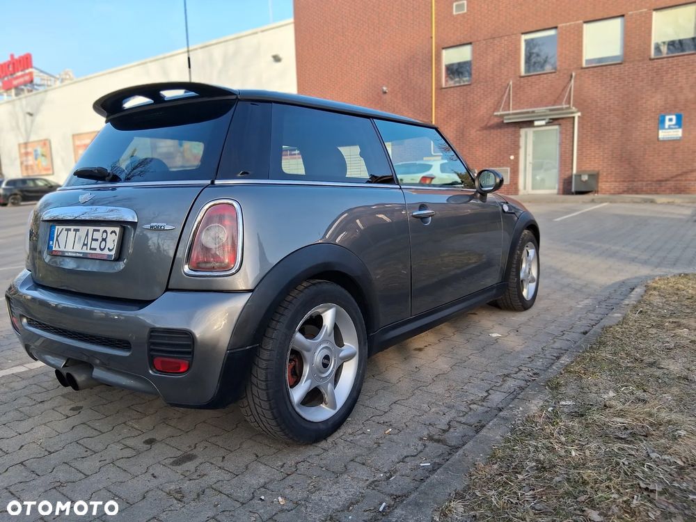 MINI Cooper Standard - 4