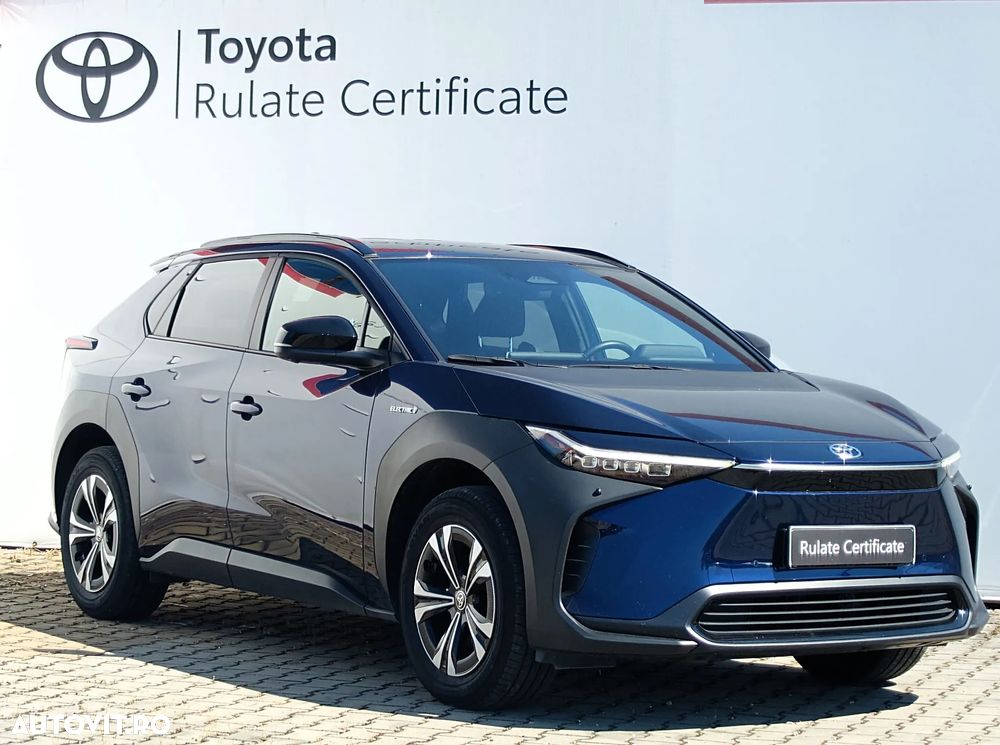 Toyota BZ4X 160 KW AWD (4x4) Luxury - 5
