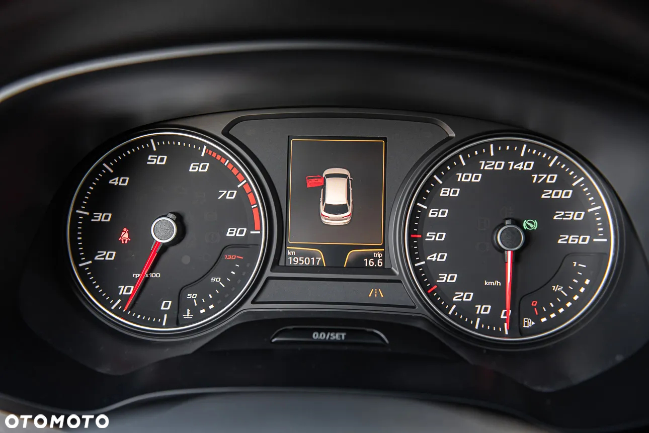 Seat Leon 1.8 TSI FR Black S&S DSG - 17