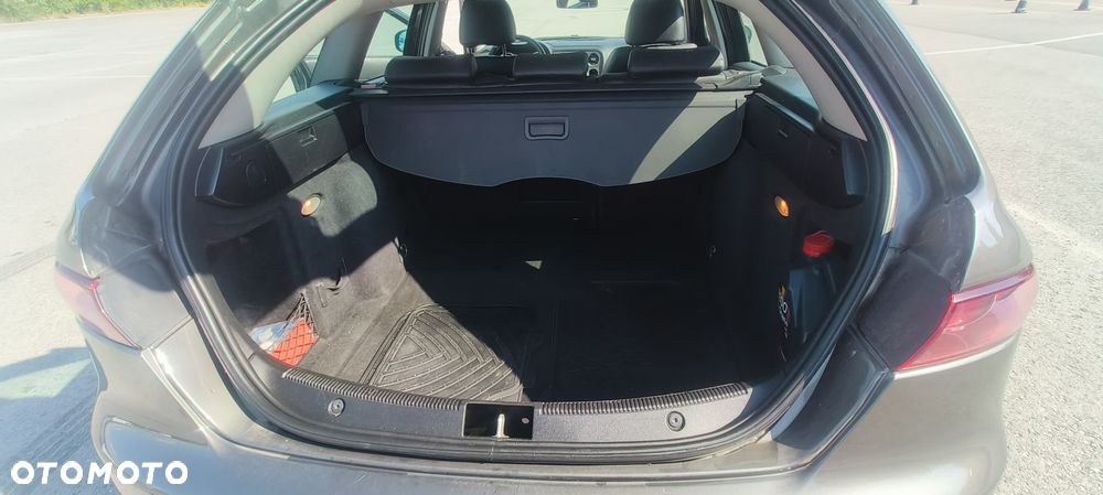 Alfa Romeo 159 1.9 JTDM 8V DPF Distinctive - 23