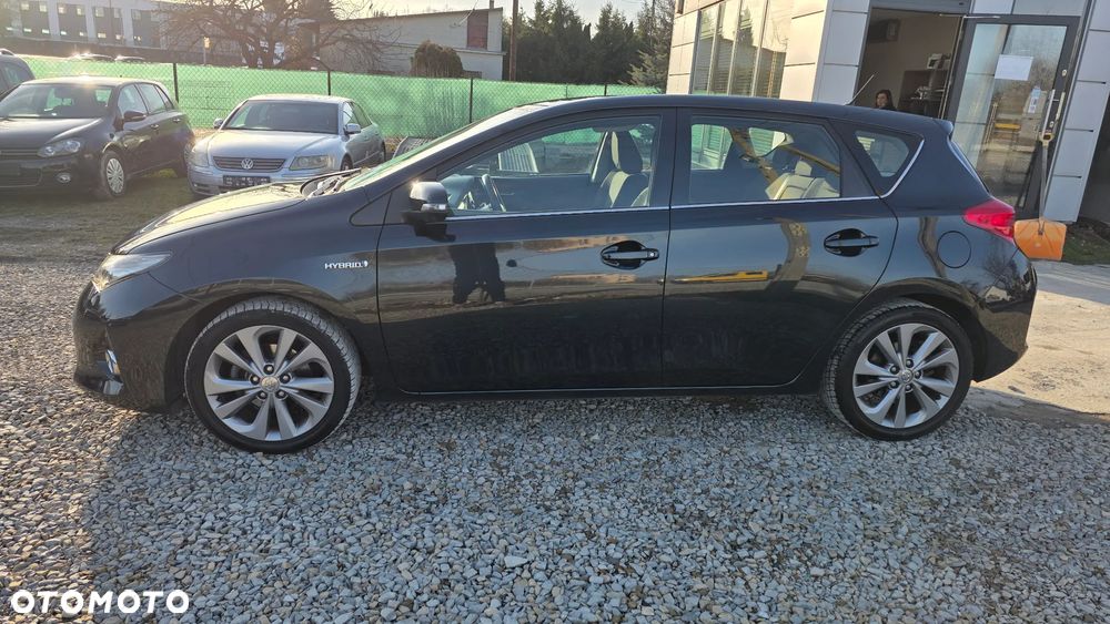 Toyota Auris - 2