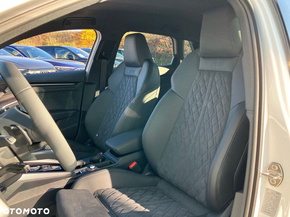 Audi RS3 Sportback - 17