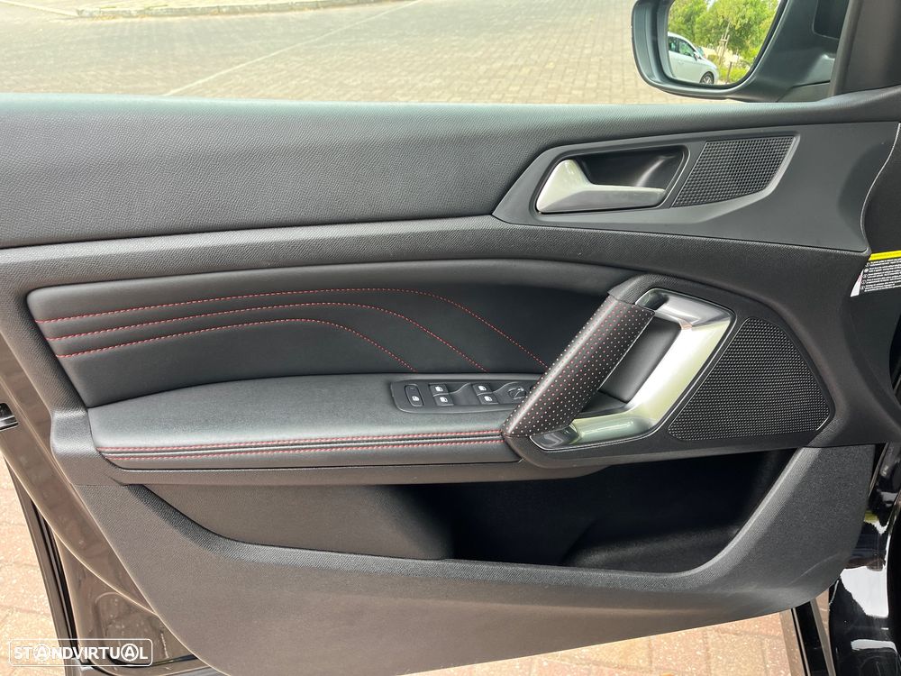 Peugeot 308 1.2 PureTech GT Pack EAT8 - 8