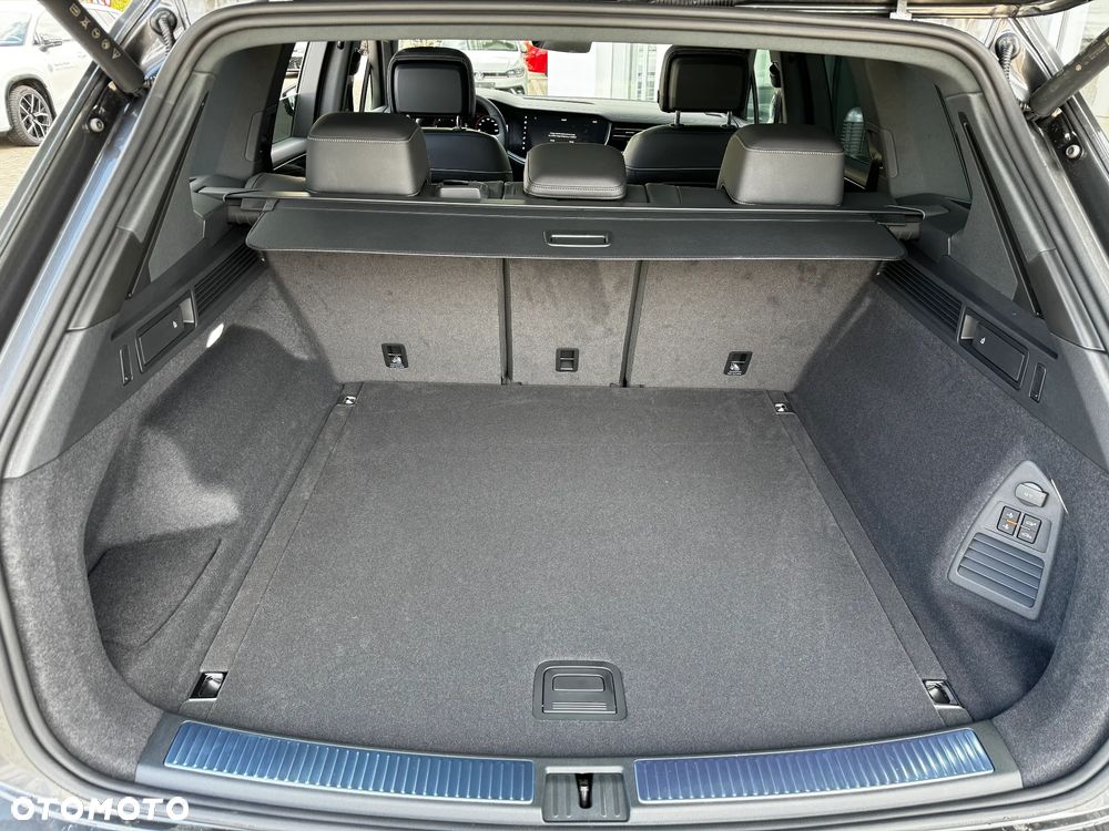 Volkswagen Touareg 3.0 V6 TDI SCR 4Mot R-Line - 12