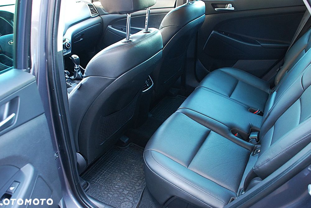Hyundai Tucson blue 1.7 CRDi 2WD Style - 9