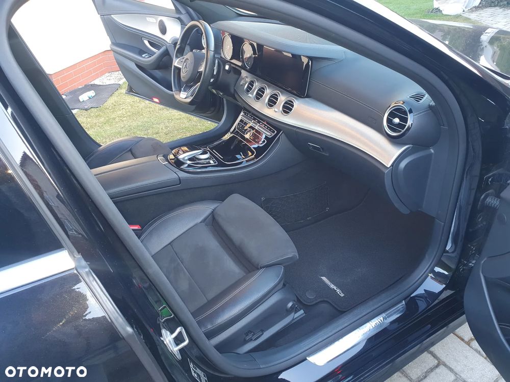 Mercedes-Benz Klasa E 220 d 9G-TRONIC AMG Line - 3