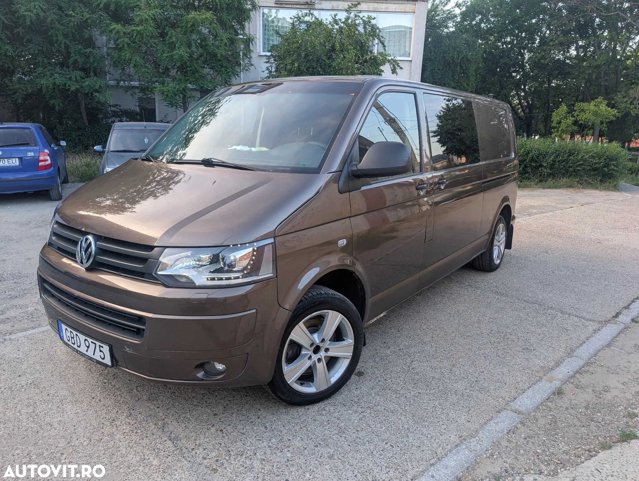 Volkswagen Caravelle T6 2.0 TDI KR Comfortline DSG 4M - 1