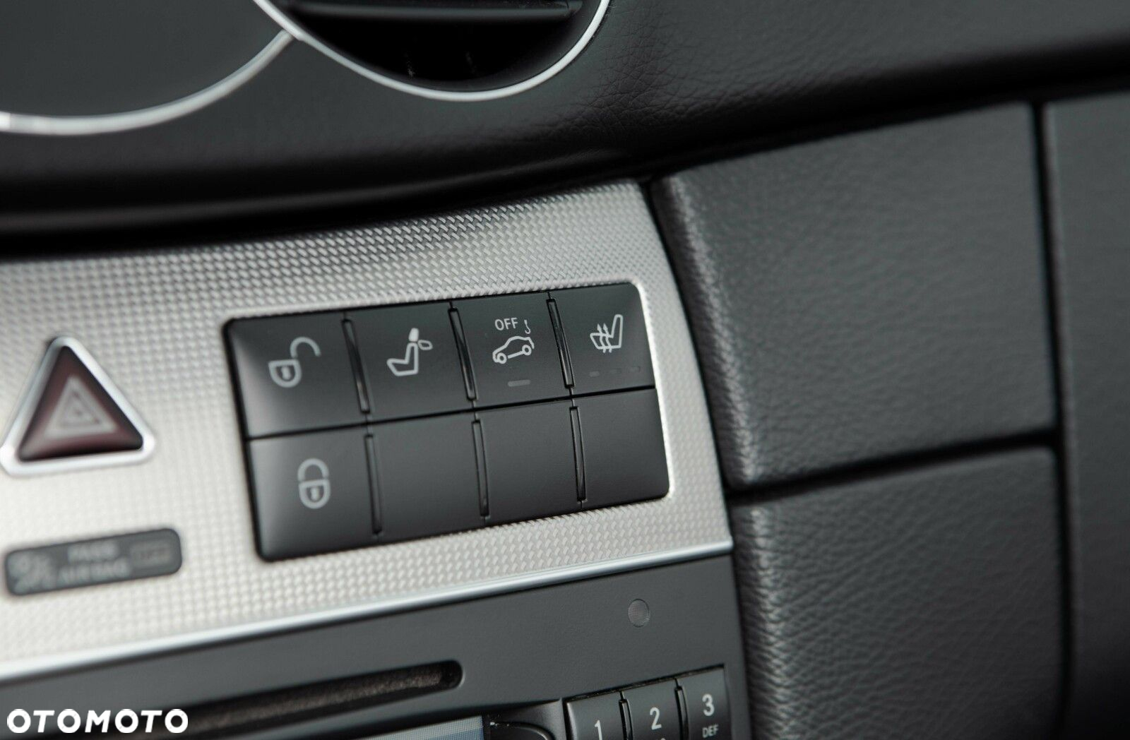 Mercedes-Benz CLK - 37