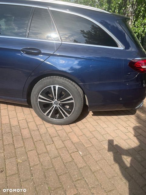 Mercedes-Benz Klasa E - 16