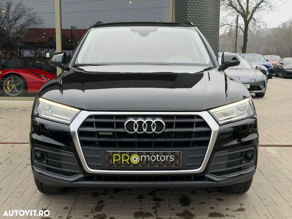 Audi Q5 2.0 40 TDI quattro S tronic Design - 8