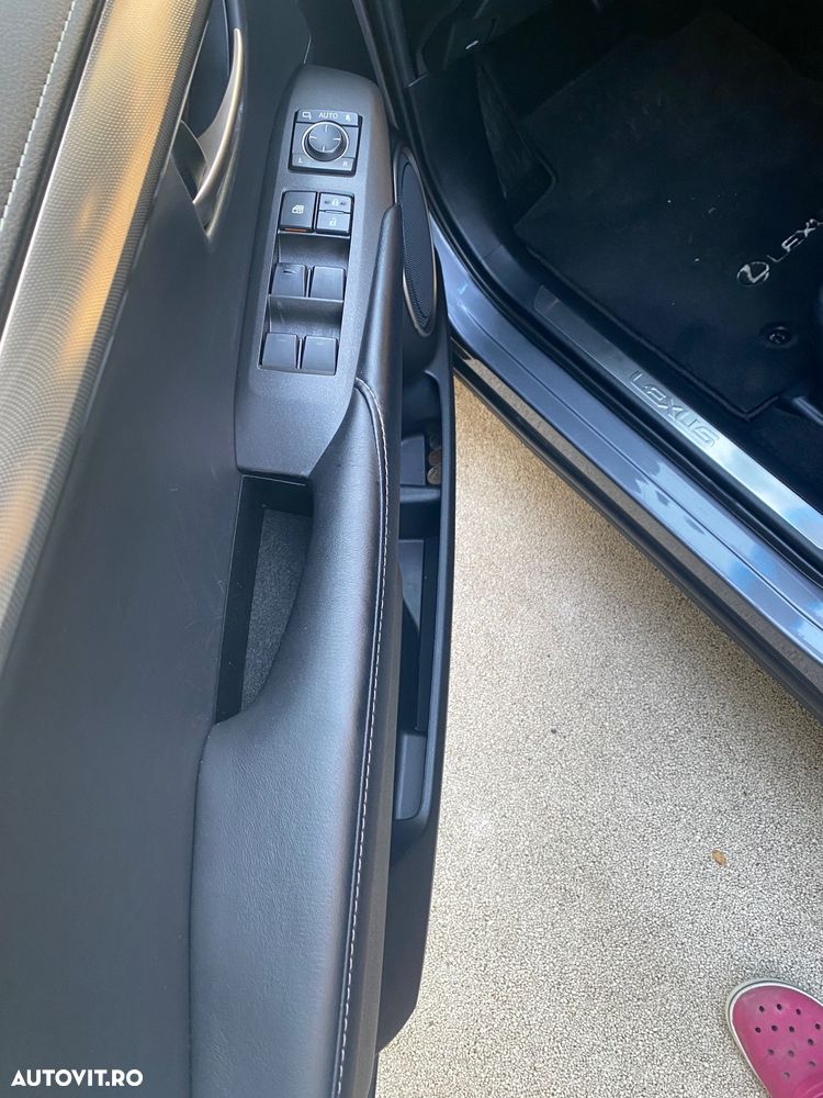 Lexus Seria NX 300h AWD Executive Plus - 17