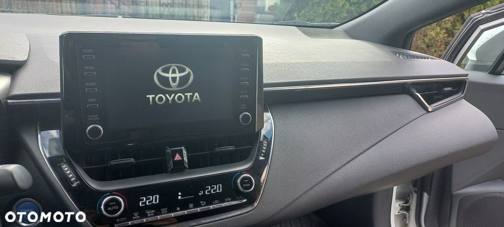 Toyota Corolla - 10