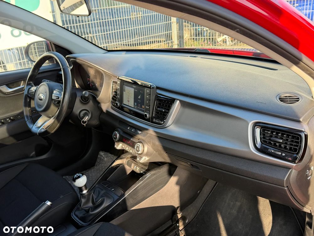 Kia Rio - 12