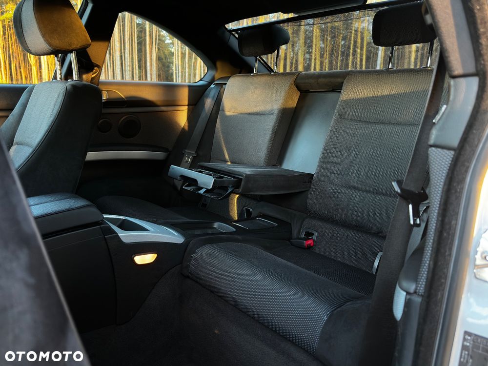 BMW Seria 3 320i - 17