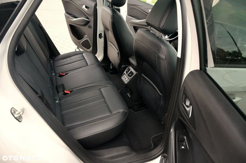 Opel Grandland X - 19