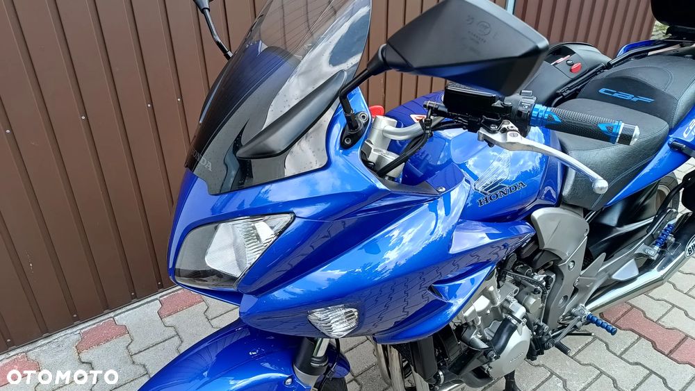 Honda CBF - 26