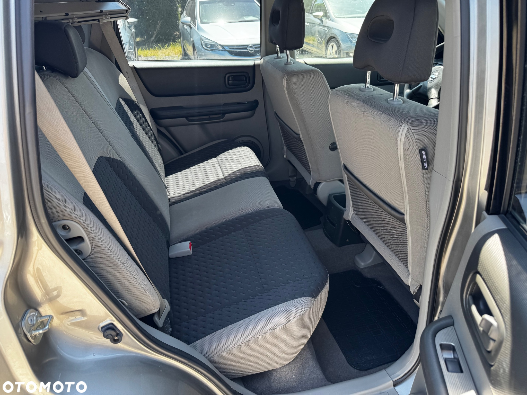 Nissan X-Trail 2.0 Comfort - 32