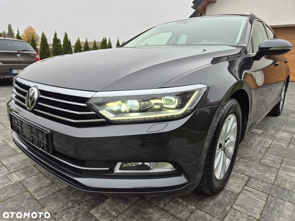 Volkswagen Passat - 5