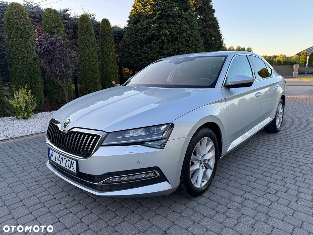 Skoda Superb 2.0 TDI SCR 4x4 Style DSG - 4