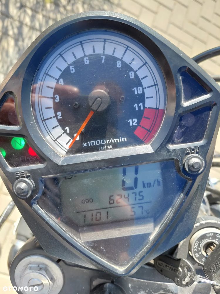 Suzuki SV - 6