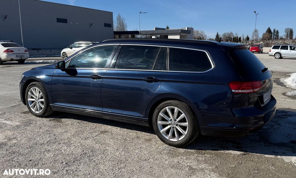 Volkswagen Passat 2.0 TDI DSG Comfortline - 27