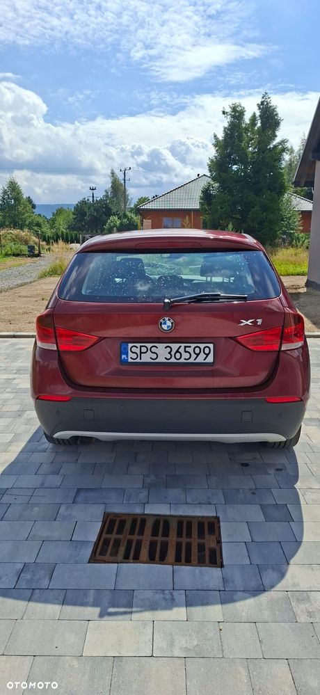 BMW X1 xDrive18d - 10
