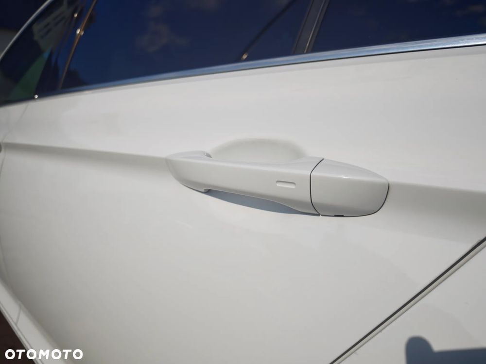 Volkswagen Passat 1.5 TSI EVO Business - 9