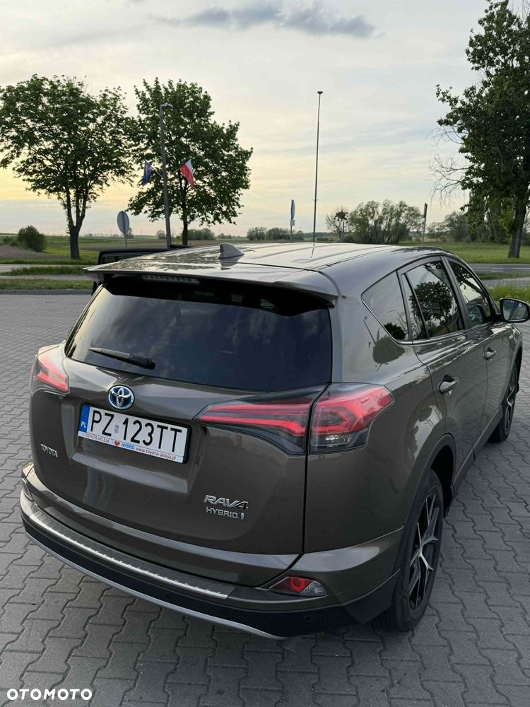 Toyota RAV4 Hybrid Prestige 4x4 - 8