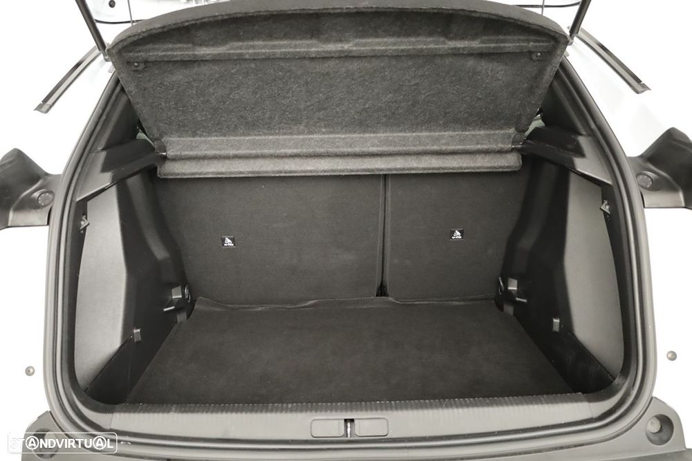 Peugeot 2008 1.2 Hybrid Allure e-DCS6 - 23