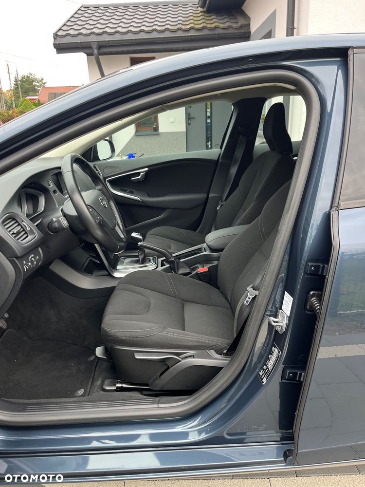 Volvo V40 - 10