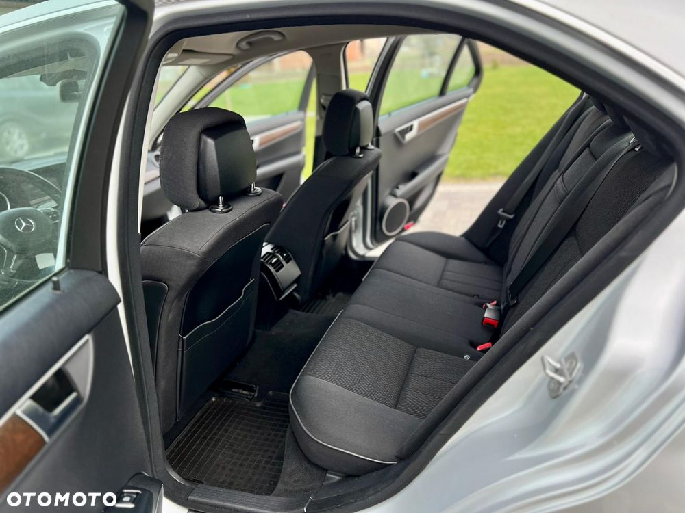 Mercedes-Benz Klasa C - 35