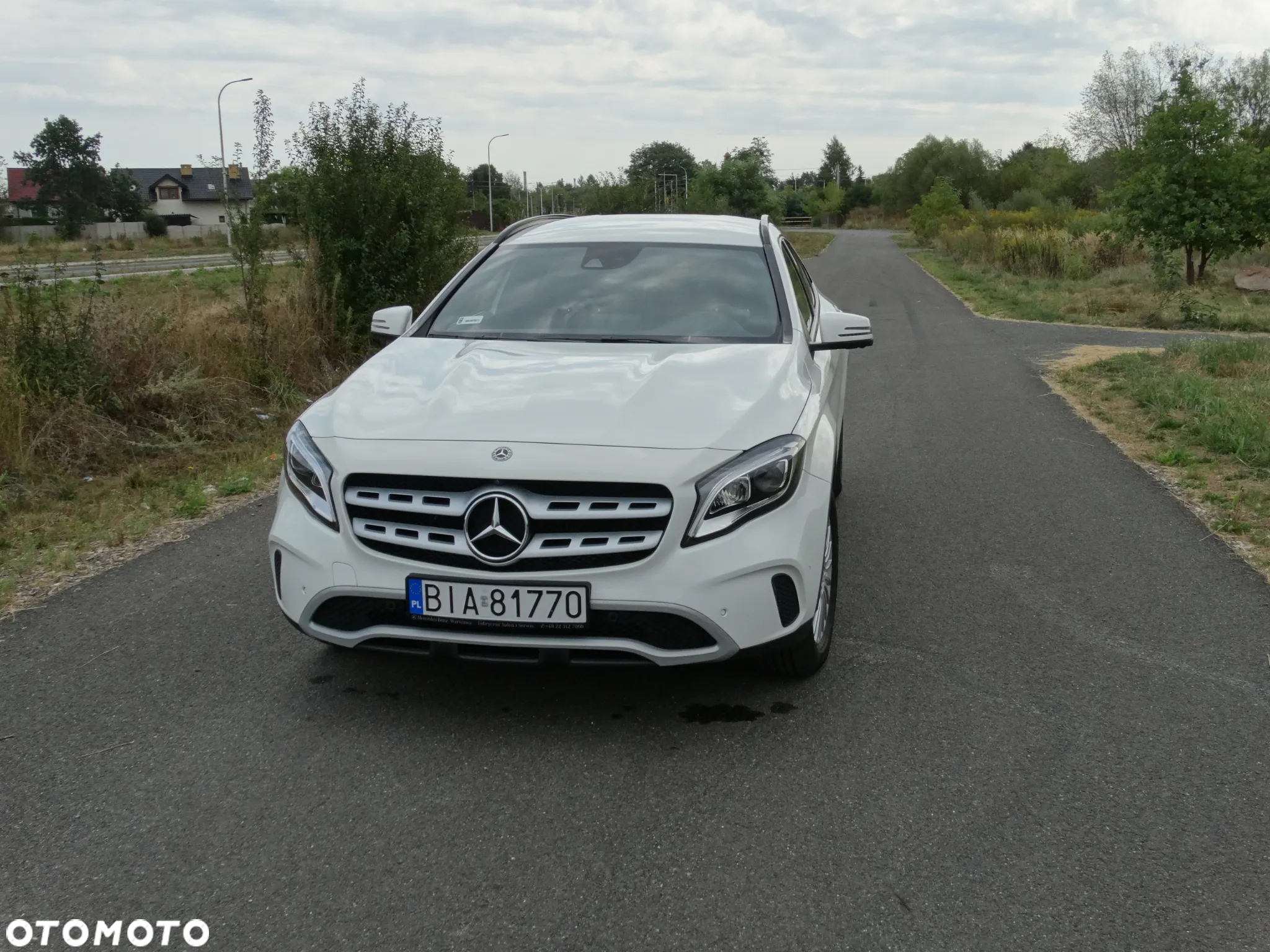 Mercedes-Benz GLA 200 7G-DCT - 19