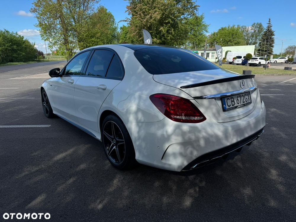 Mercedes-Benz Klasa C 200 4-Matic 9G-TRONIC - 4