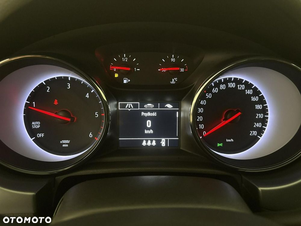 Opel Astra - 16
