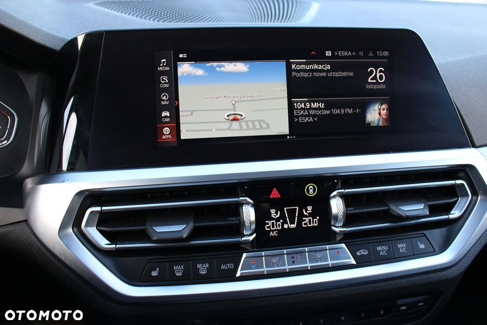 BMW Seria 3 318d Touring Advantage - 33