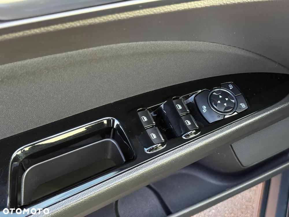 Ford Mondeo - 13