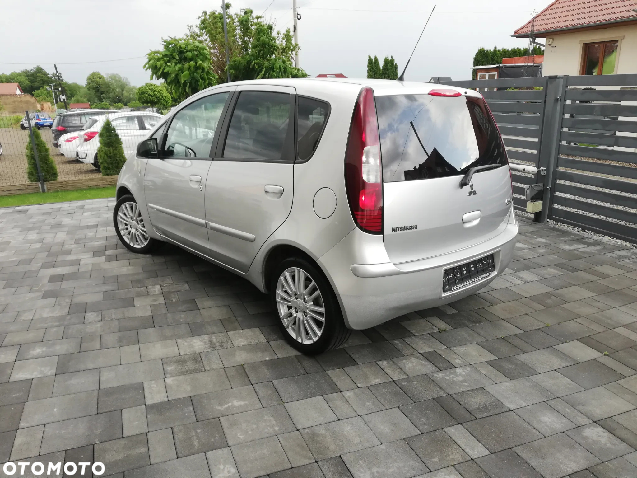 Mitsubishi Colt 1.3 Inform Edition Gold - 3