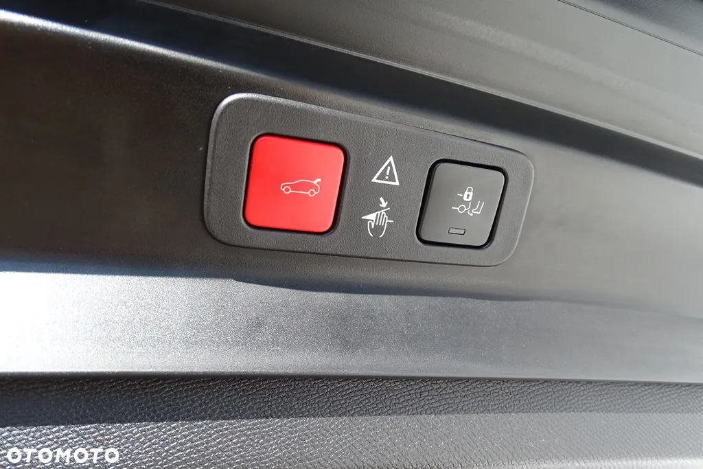 Peugeot 5008 2.0 BlueHDi Road Trip S&S EAT8 - 25