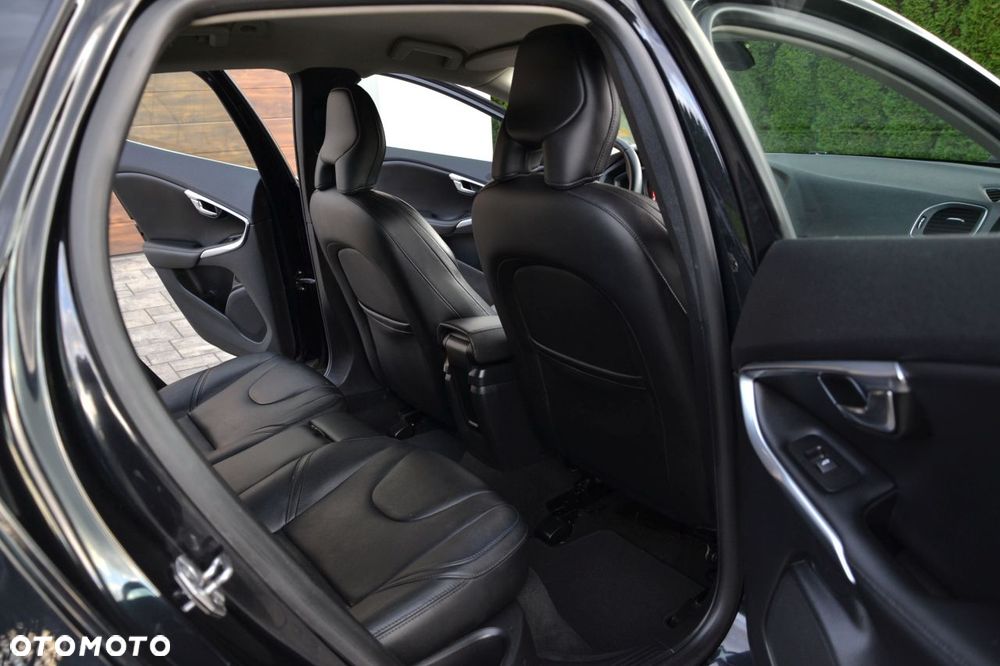 Volvo V40 D4 Drive-E Summum - 19