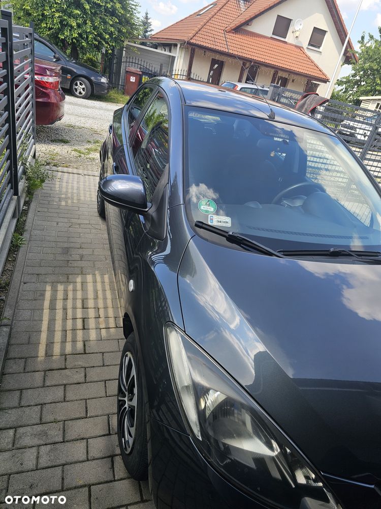 Mazda 2 - 7