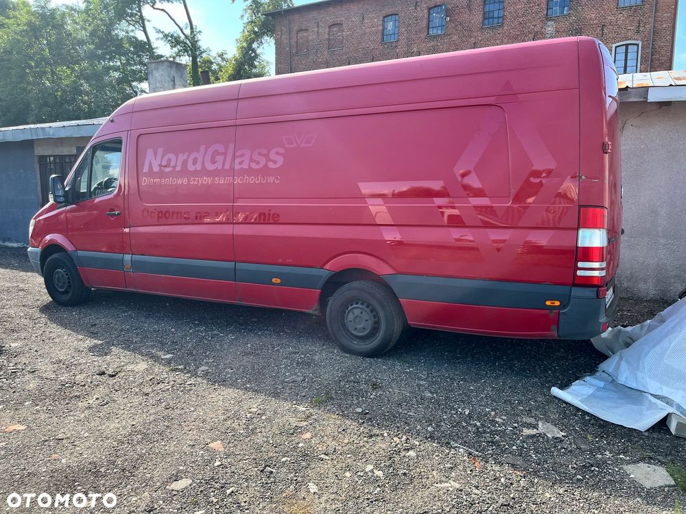 Mercedes-Benz 313 - 3