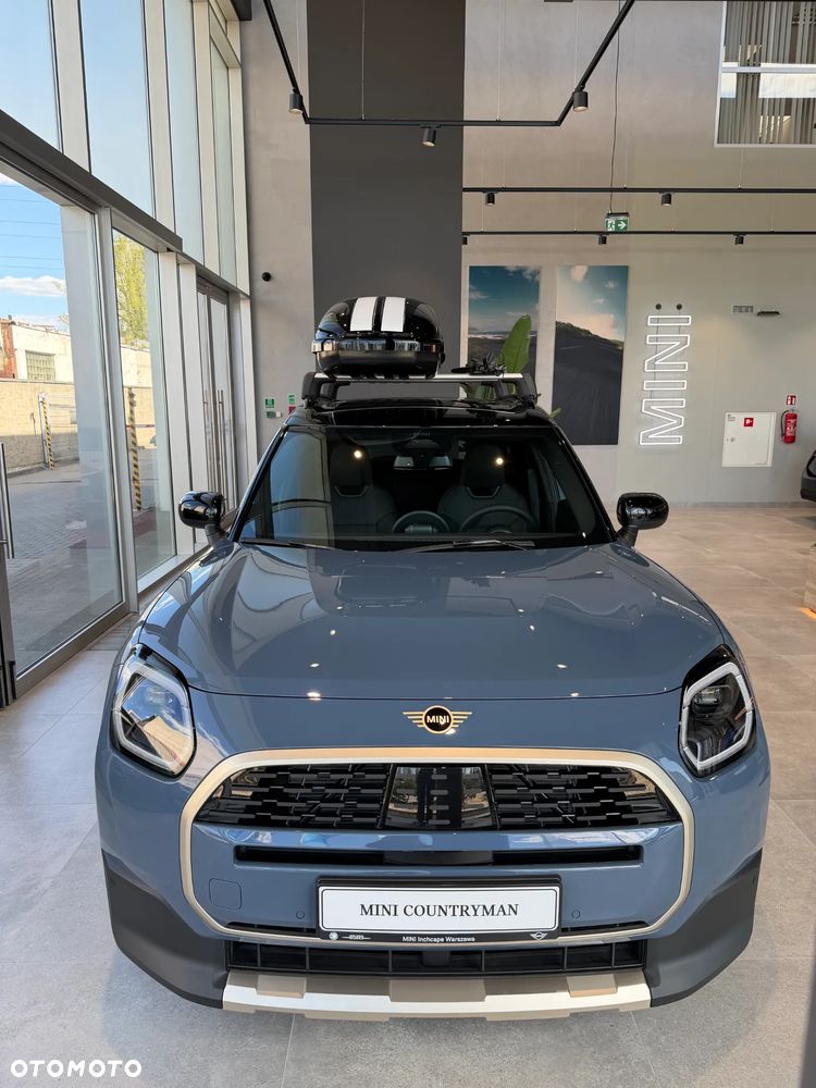 MINI Countryman C Favoured Trim - 2